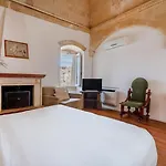 Couette-café La Corte