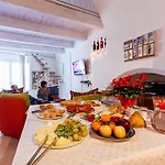 La Corte